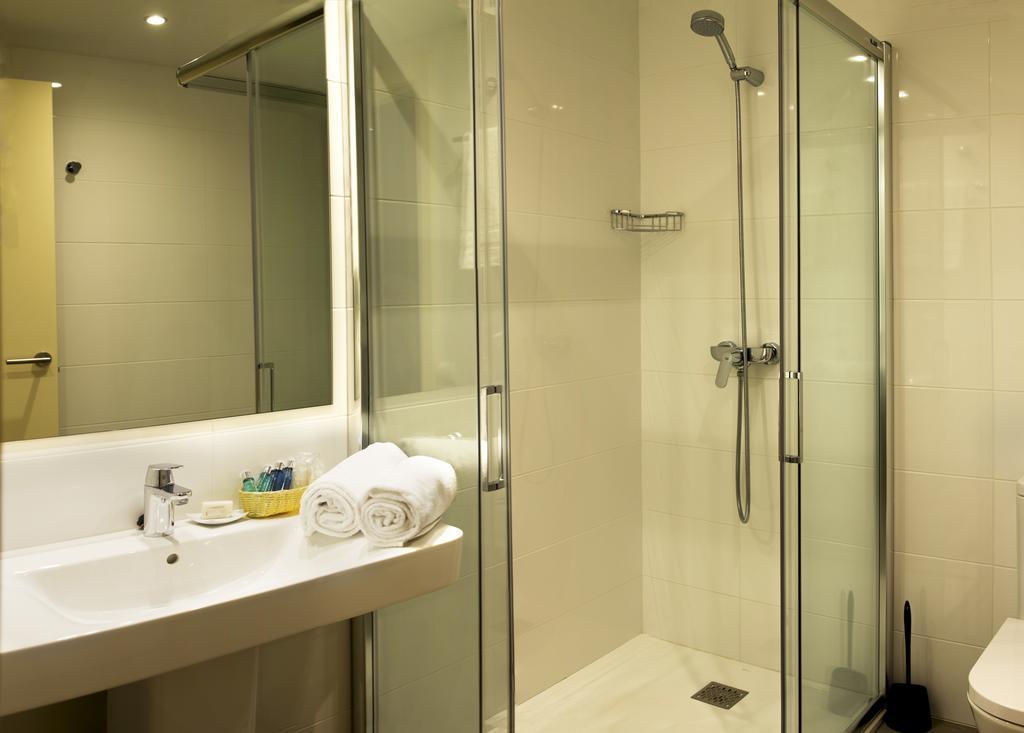 Apartamentos Voramar カステルデフェルス エクステリア 写真