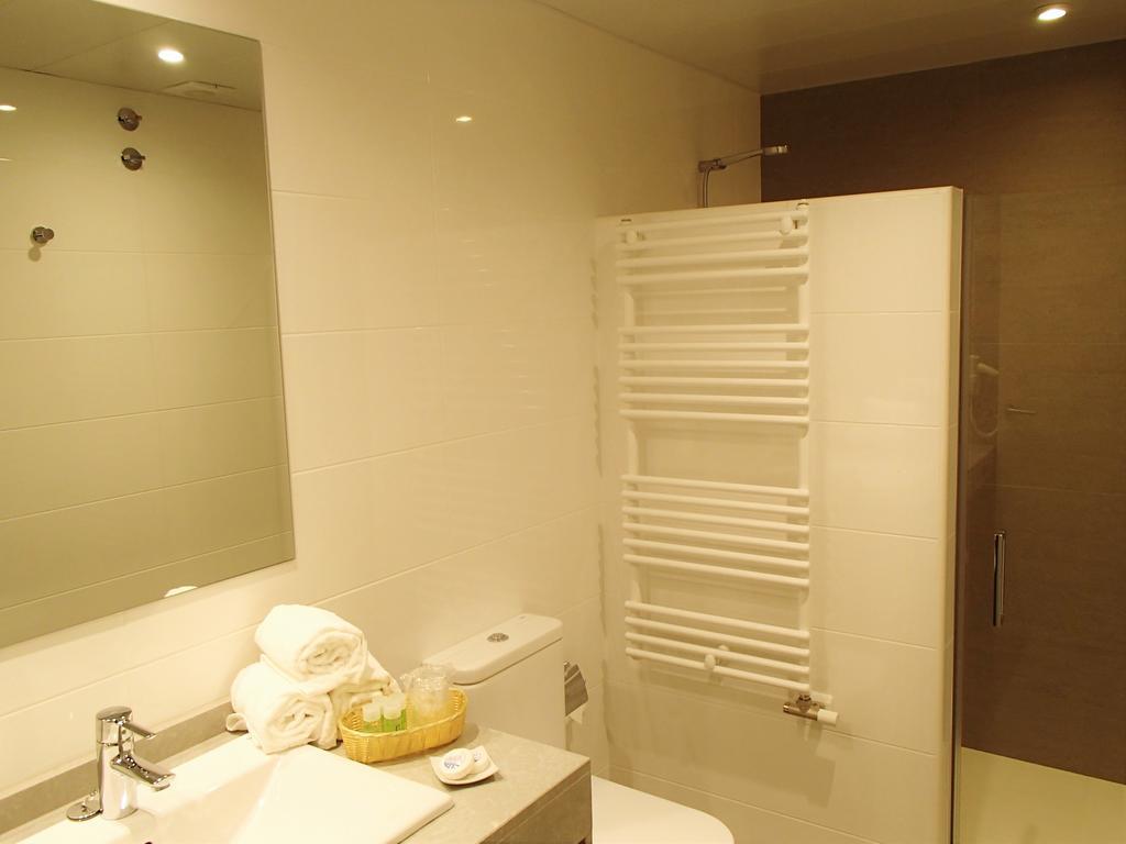 Apartamentos Voramar カステルデフェルス エクステリア 写真